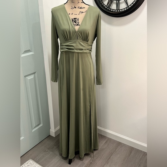 Anrabess large olive green long sleeve, v-neck maxi dress nwt - Picture 1 of 6